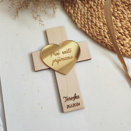 ideatree, drevený krížik, na prijímanie, na krst, darček k príjímaniu, darček na birmovku, darček na krst, krstiny, krížik na krstiny, nové mesto nad váhom