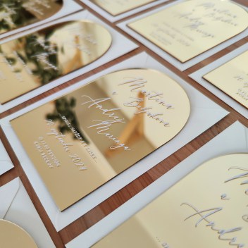 ideatree, oznámenie, svadba, svadobné oznámenie, luxusné oznámenie, zrkadlové oznámenie, zlaté oznámenie, transparentné, oznámenie s bielym textom, nové mesto nad váhom