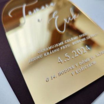 ideatree, oznámenie, svadba, svadobné oznámenie, luxusné oznámenie, zrkadlové oznámenie, zlaté oznámenie, transparentné, oznámenie s bielym textom, nové mesto nad váhom